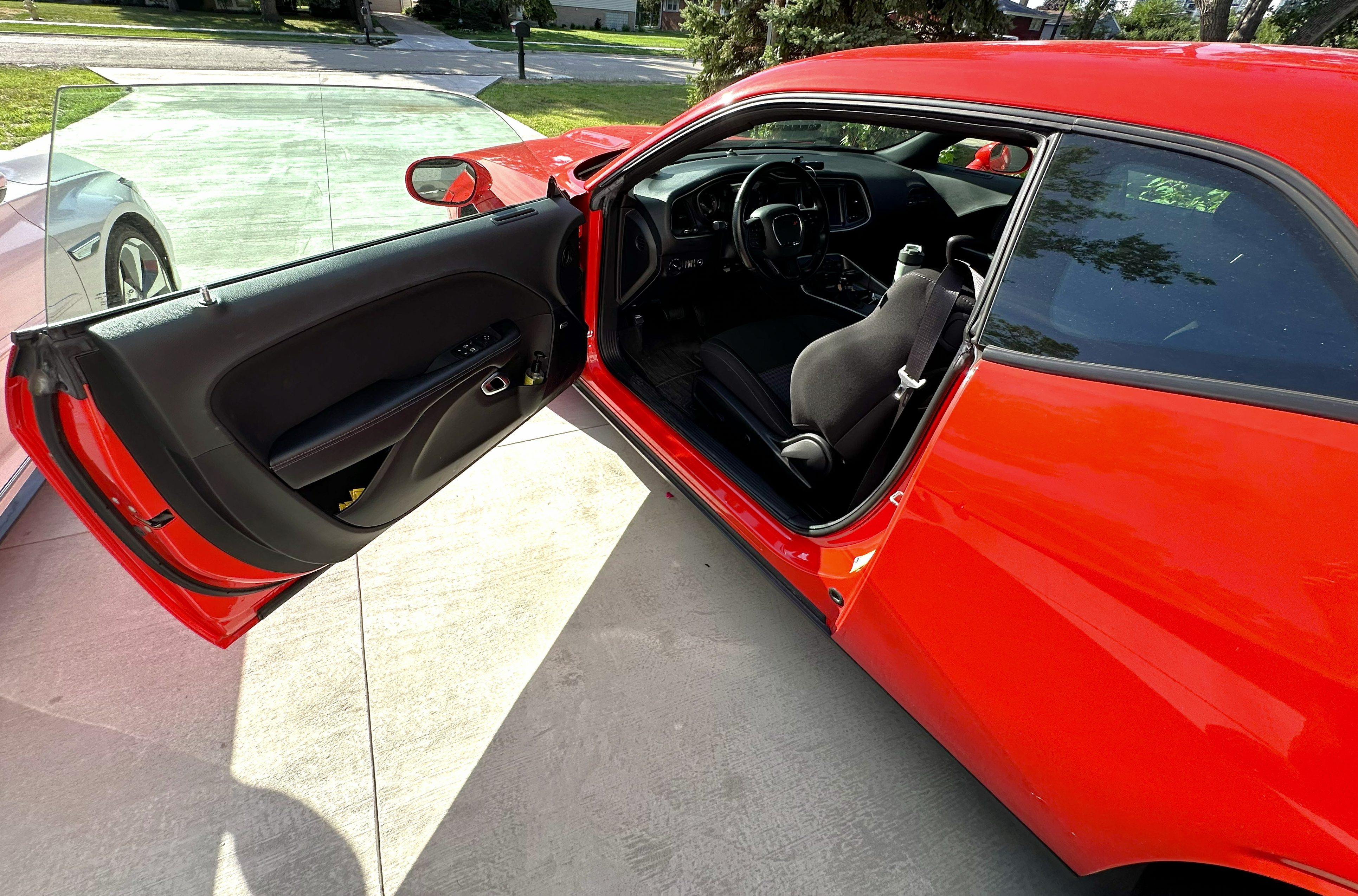 Used 2020 Dodge Challenger GT w/ Blacktop Package AWD/4WD image 6