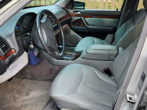 Used 1996 Mercedes-Benz S 320 image 10