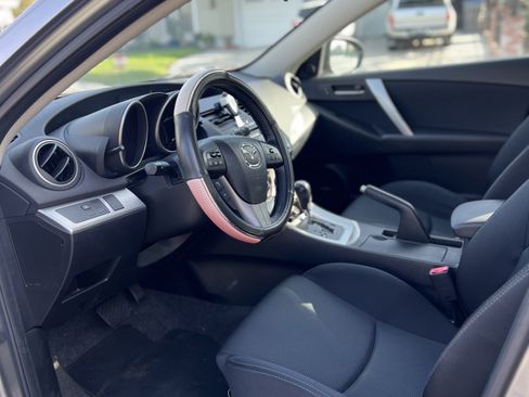 Used 2010 MAZDA MAZDA3 s Sport image 9