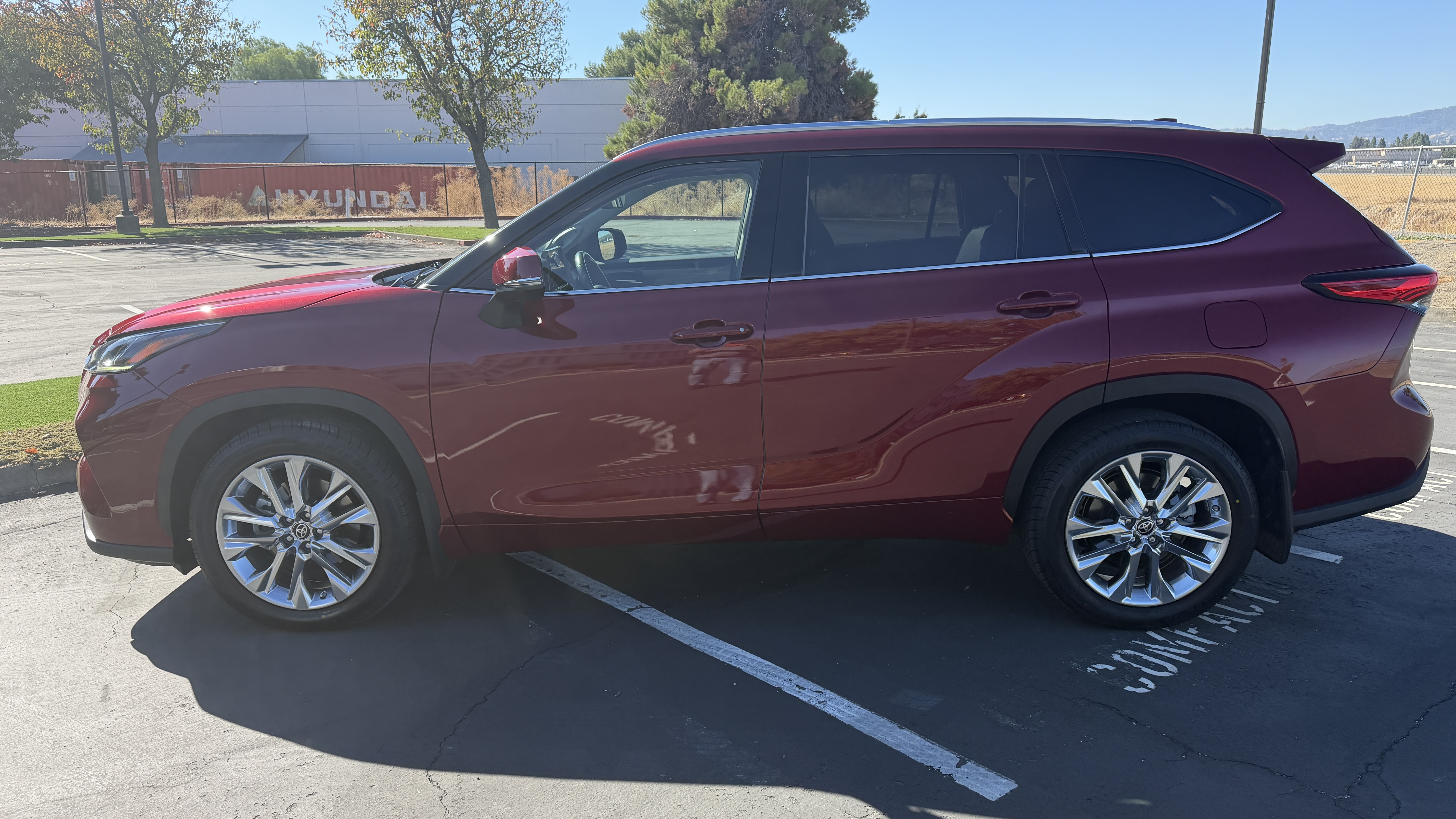 Used 2020 Toyota Highlander Limited AWD/4WD image 13