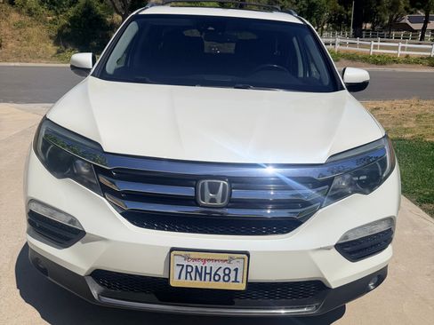 Used 2016 Honda Pilot Elite image 6