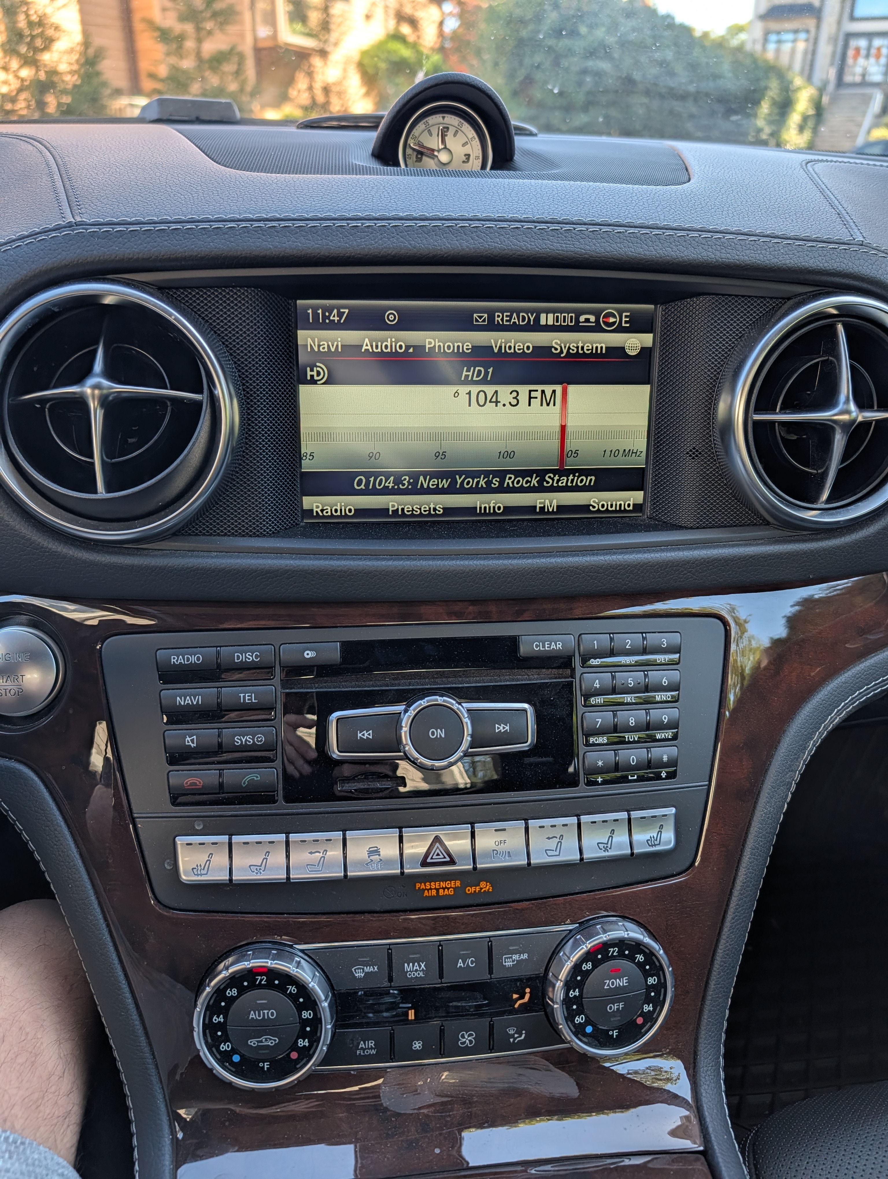 Used 2014 Mercedes-Benz SL 550 image 20