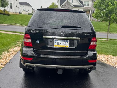 Used 2010 Mercedes-Benz ML 350 BlueTEC 4MATIC image 6