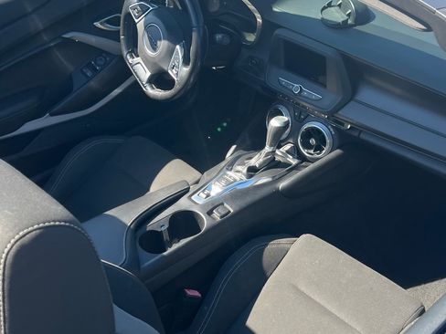 Used 2019 Chevrolet Camaro LT image 8