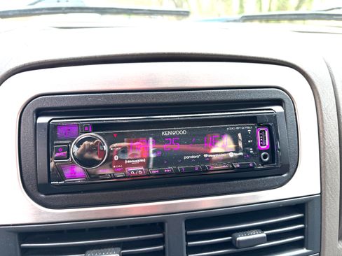 Used 2002 Jeep Grand Cherokee Laredo image 9