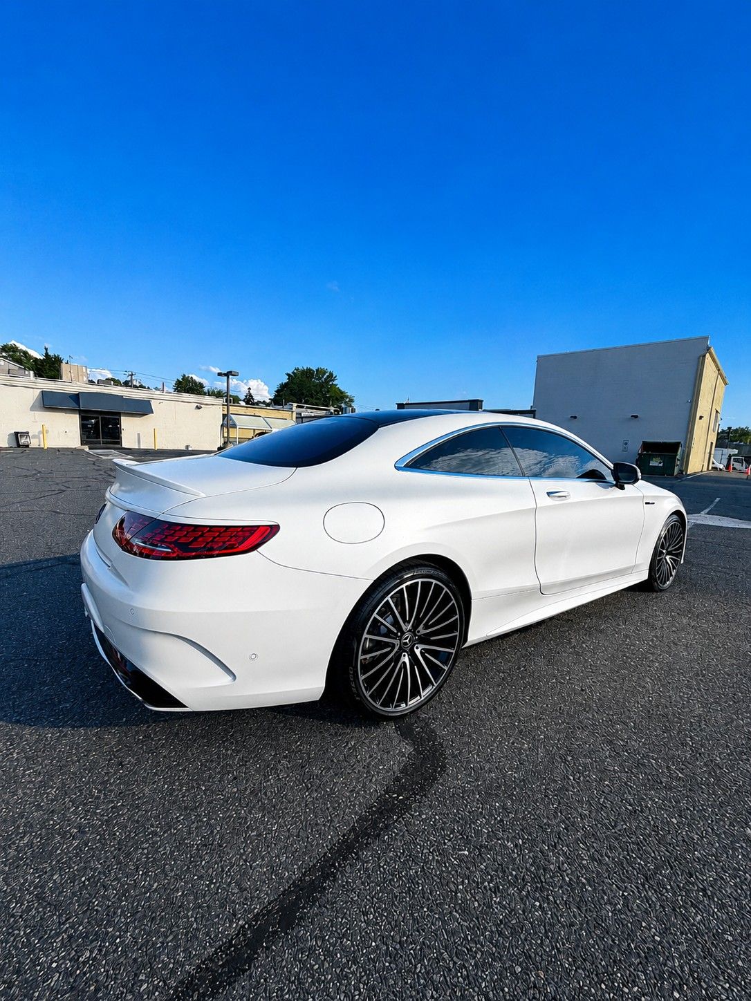 Used 2016 Mercedes-Benz S 550 4MATIC Coupe image 1