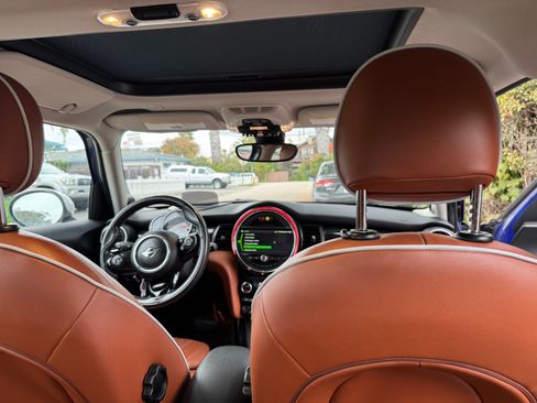 Used 2019 MINI Cooper S image 22