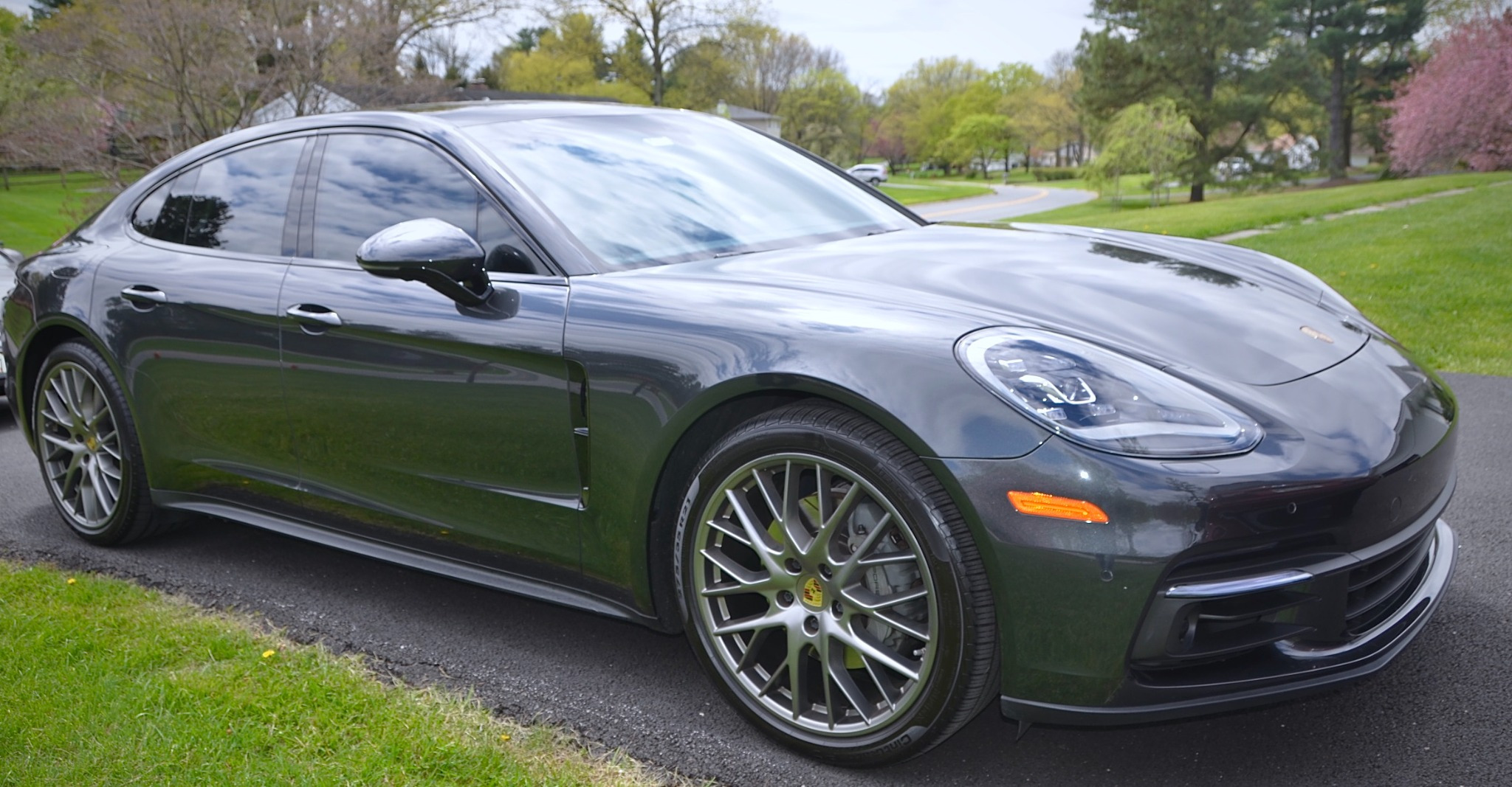 Used 2017 Porsche Panamera 4S AWD/4WD image 1