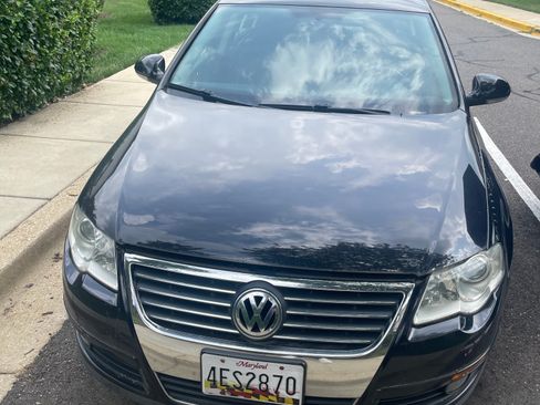 Used 2007 Volkswagen Passat Wolfsburg Edition FWD image 1