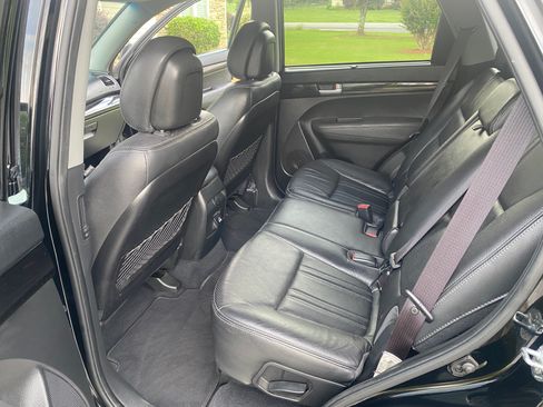 Used 2015 Kia Sorento SX FWD image 12