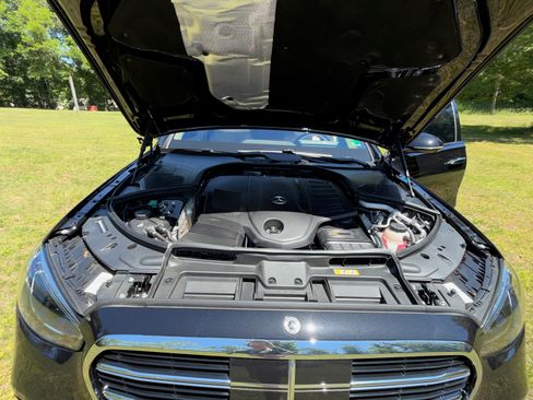 Used 2025 Mercedes-Benz S 580e 4MATIC Sedan image 19