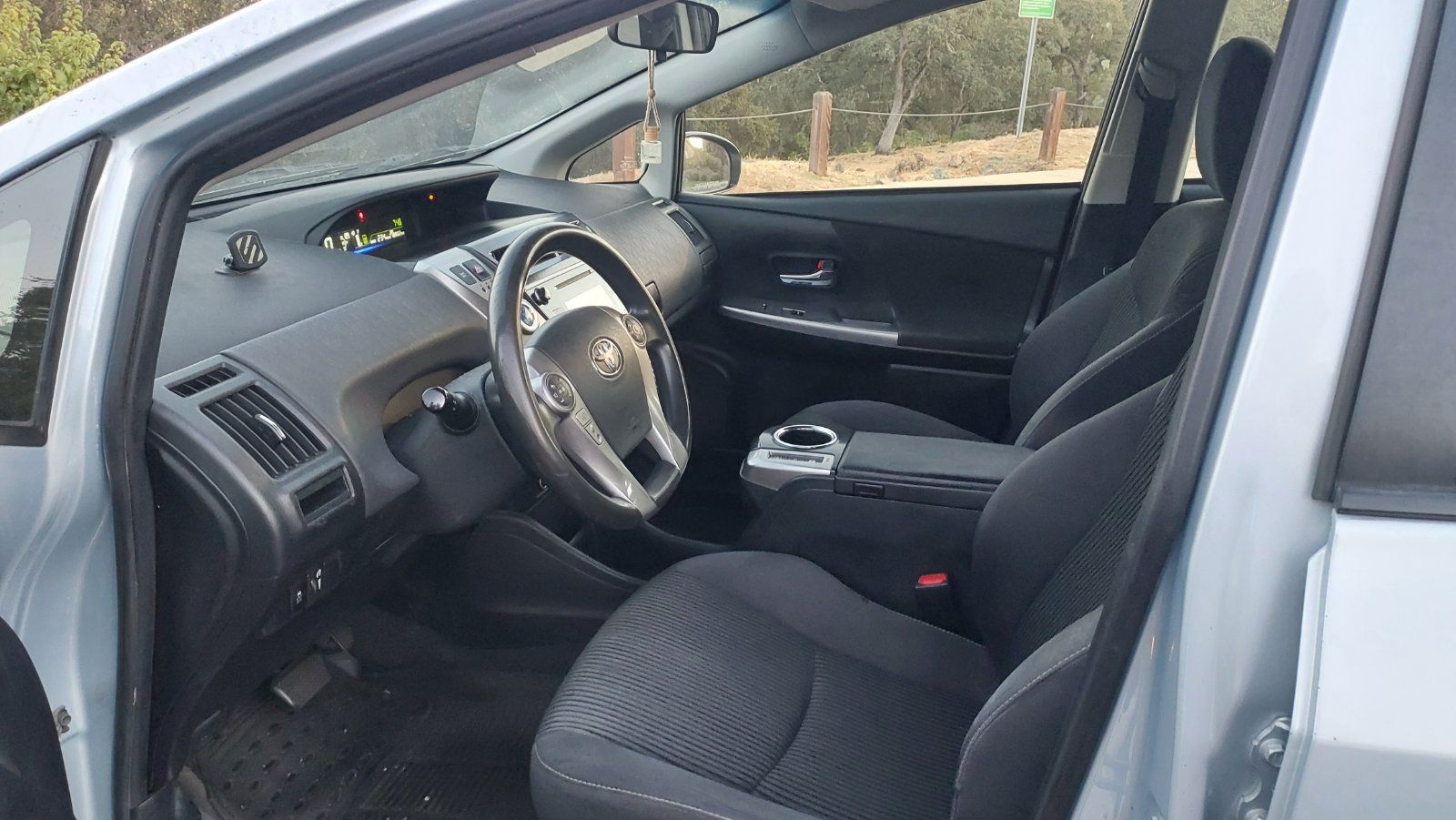 Used 2016 Toyota Prius V Two FWD image 12