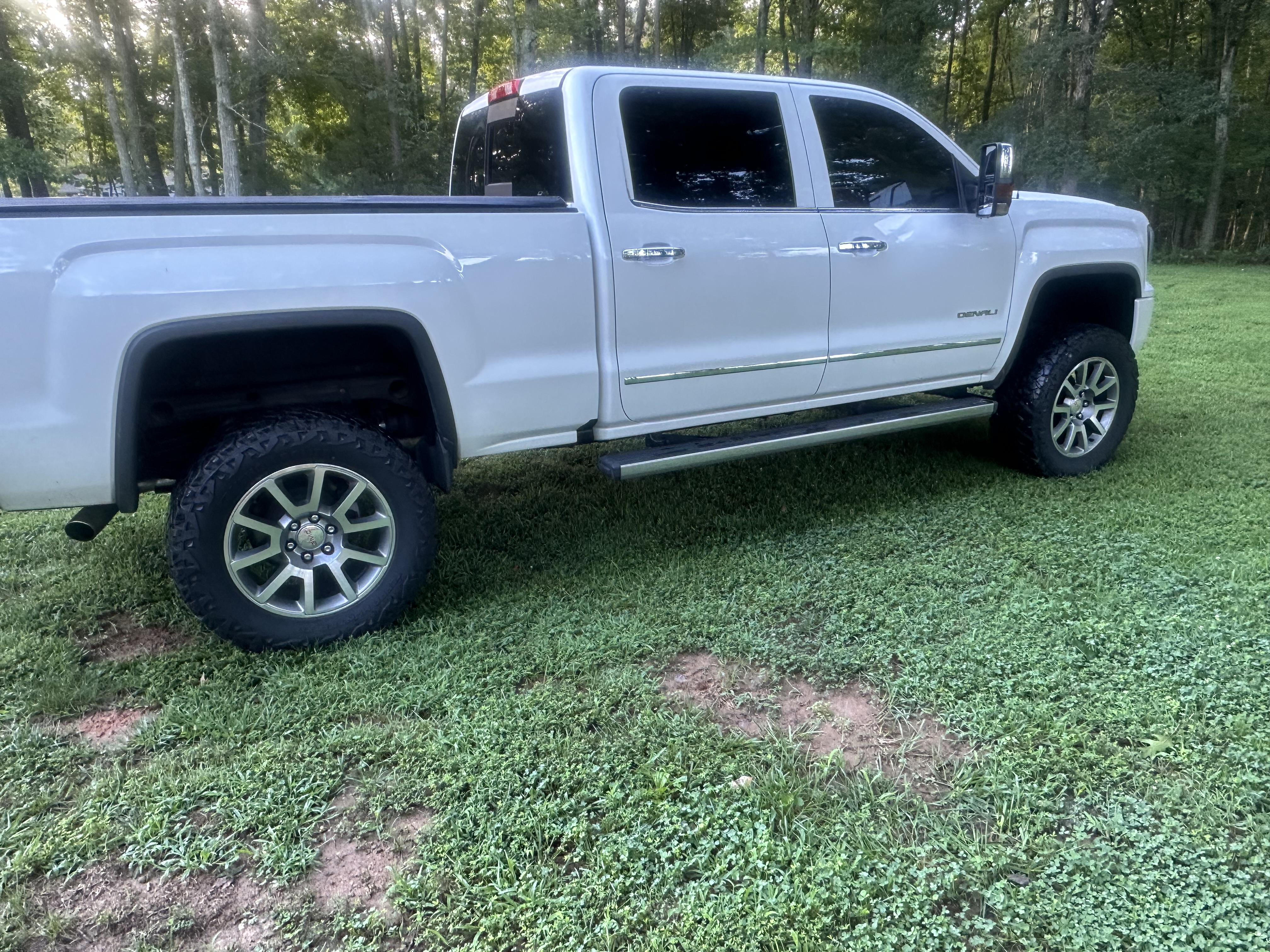 Used 2017 GMC Sierra 1500 Denali AWD/4WD image 5