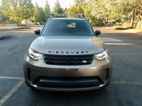 Used 2017 Land Rover Discovery HSE Luxury AWD/4WD image 6