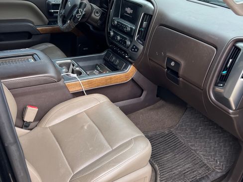 Used 2018 Chevrolet Silverado 1500 LTZ w/ Texas Edition image 14