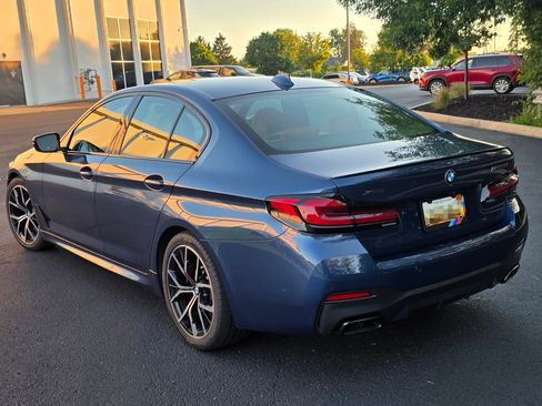 Used 2021 BMW M550i xDrive w/ Premium Package AWD/4WD image 4