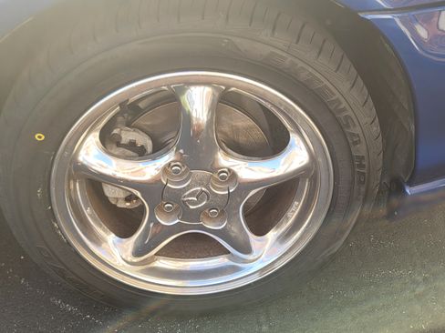 Used 1999 MAZDA MX-5 Miata 10th Anniversary Edition image 16