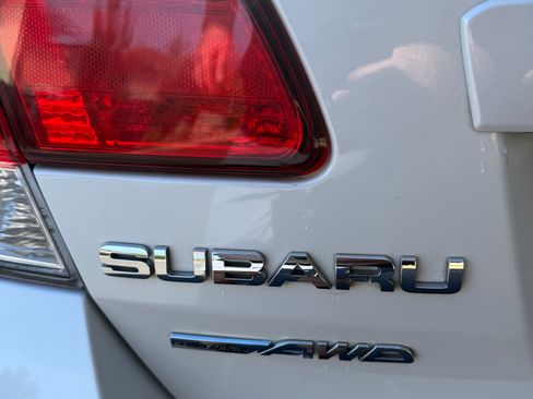 Used 2014 Subaru Legacy 3.6R Limited image 6