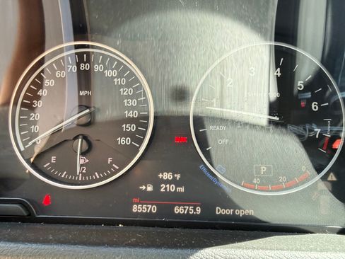 Used 2018 BMW X1 xDrive28i AWD/4WD image 15