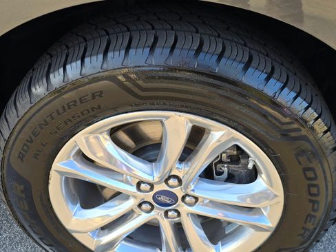 Used 2015 Ford Edge SEL w/ Equipment Group 201A image 5