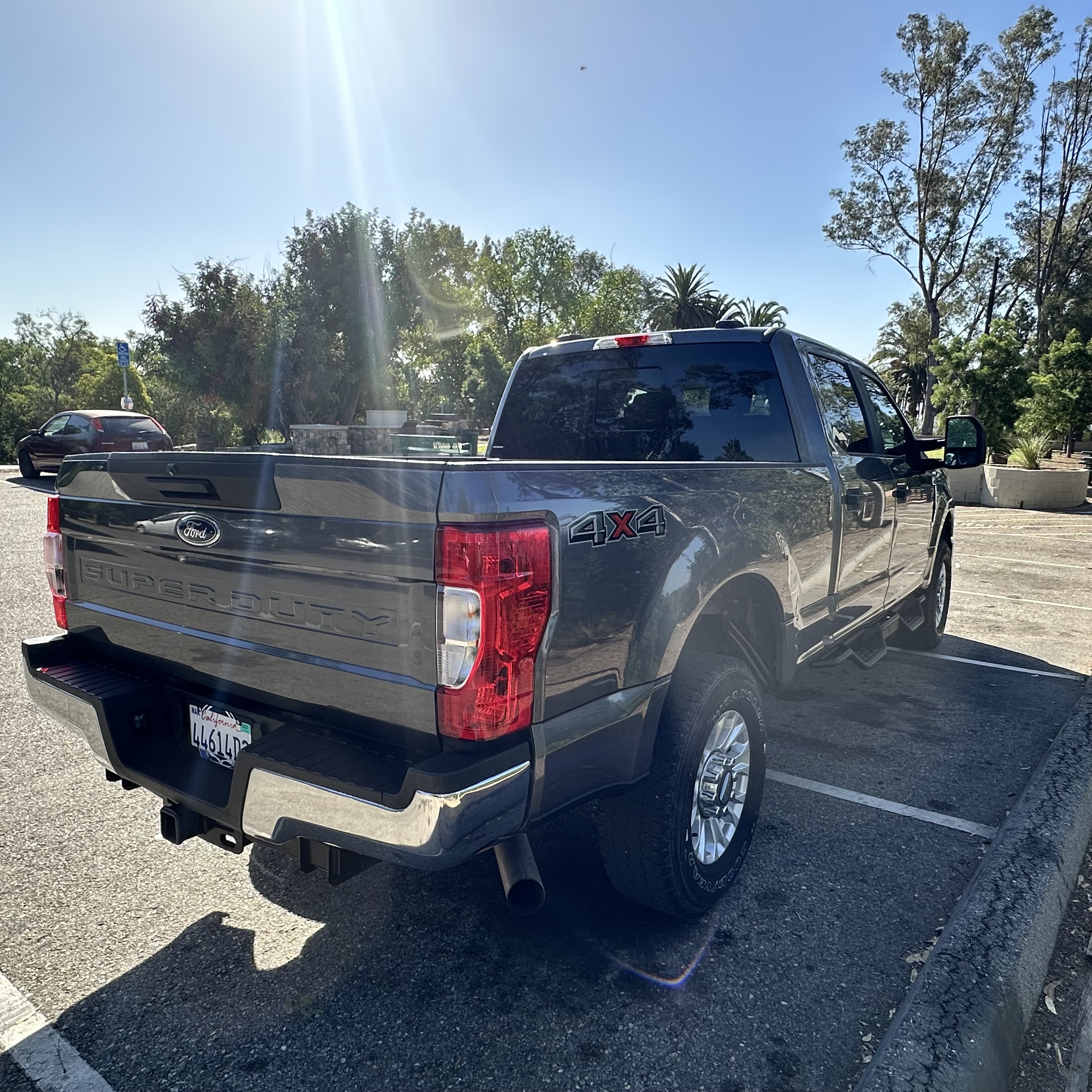 Used 2021 Ford F250 XL w/ STX Appearance Package AWD/4WD image 9