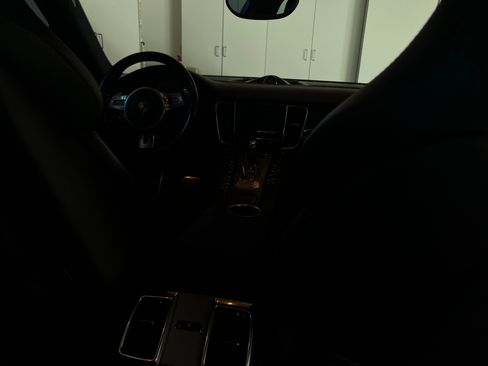 Used 2015 Porsche Panamera GTS image 12