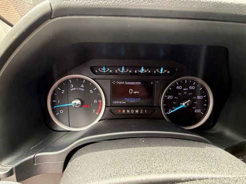 Used 2019 Ford F250 XLT w/ XLT Premium Package AWD/4WD image 8