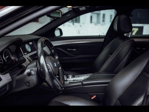 Used 2014 BMW 535i Sedan image 12
