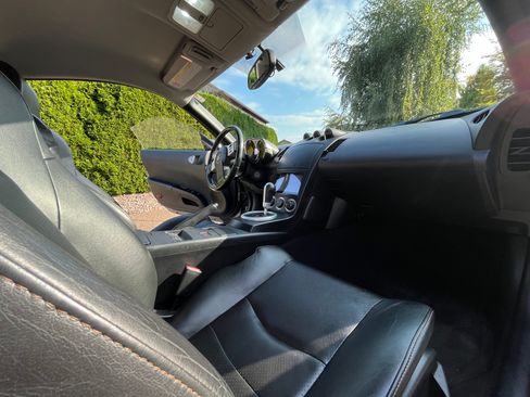 Used 2004 Nissan 350Z Touring w/ Aerodynamics Pkg image 15