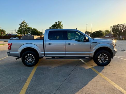 Used 2020 Ford F150 XLT w/ Equipment Group 302A Luxury AWD/4WD image 8