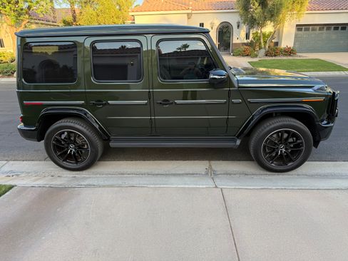 Used 2025 Mercedes-Benz G 550 image 5