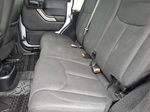 Used 2015 Jeep Wrangler Unlimited Sport w/ Quick Order Package 24S image 11