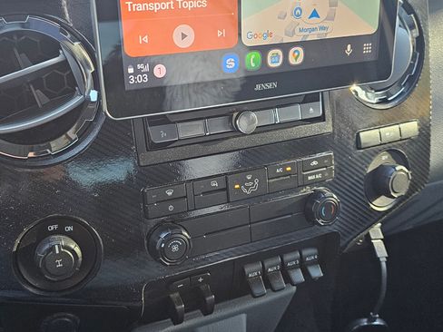 Used 2015 Ford F250 XL w/ Power Equipment Group image 17