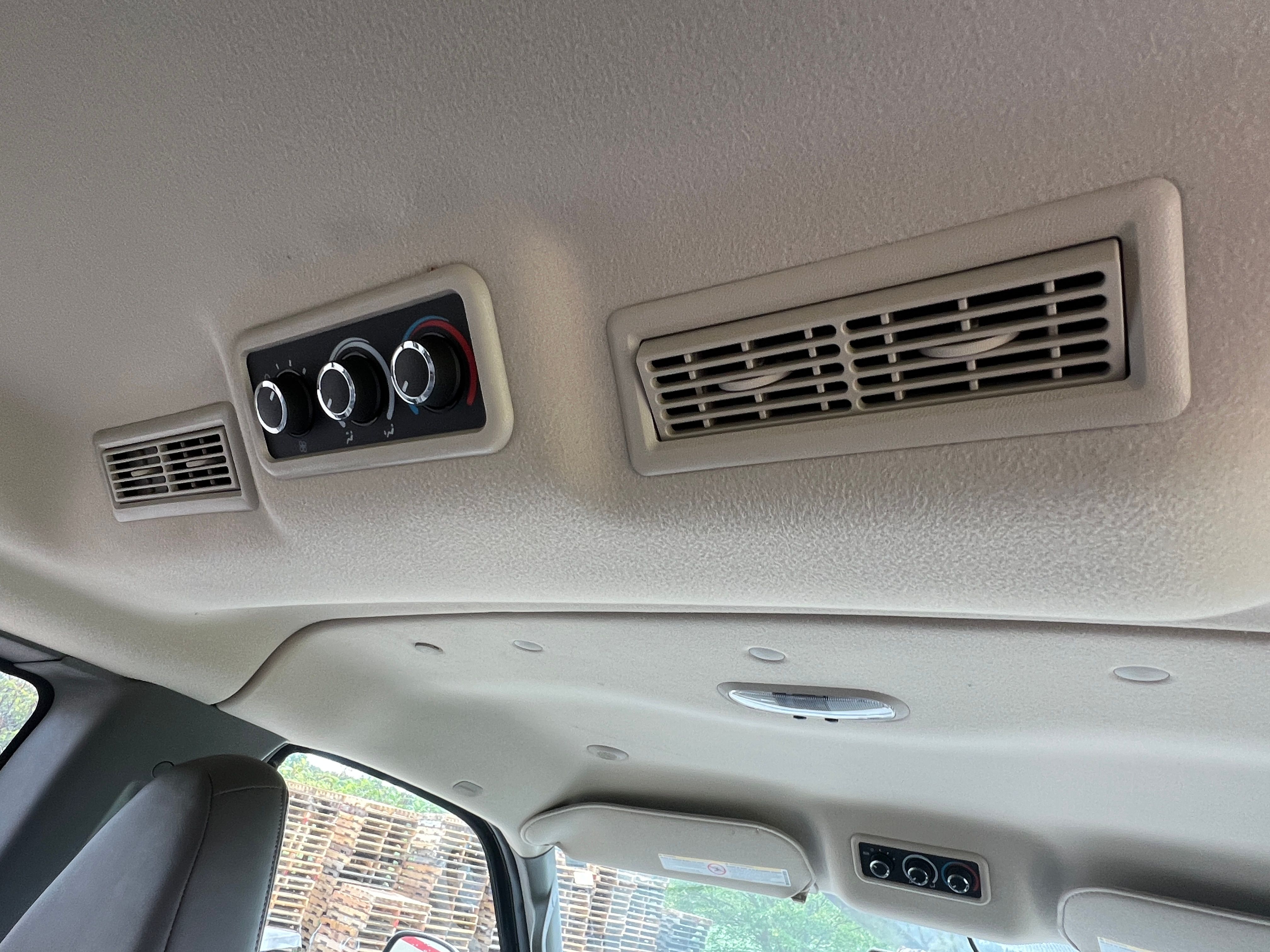 Used 2017 Chevrolet Express 2500 LS RWD image 13