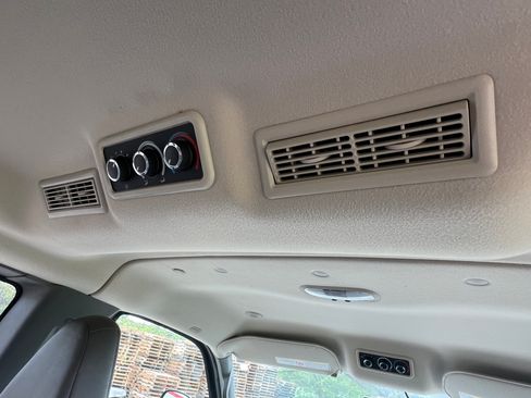 Used 2017 Chevrolet Express 2500 LS RWD image 13