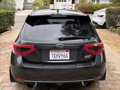 Used 2010 Subaru Impreza WRX STI image 8