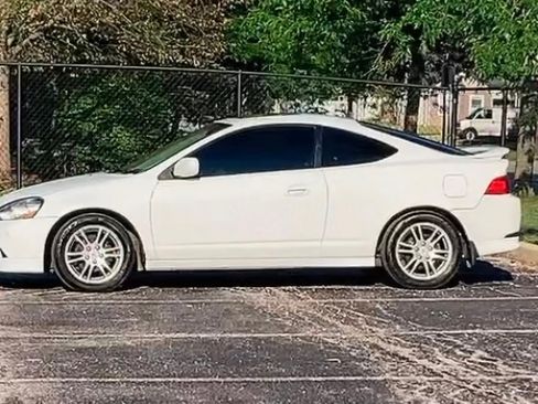 Used 2005 Acura RSX FWD image 1