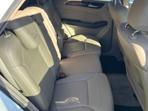 Used 2013 Mercedes-Benz ML 350 2WD image 8