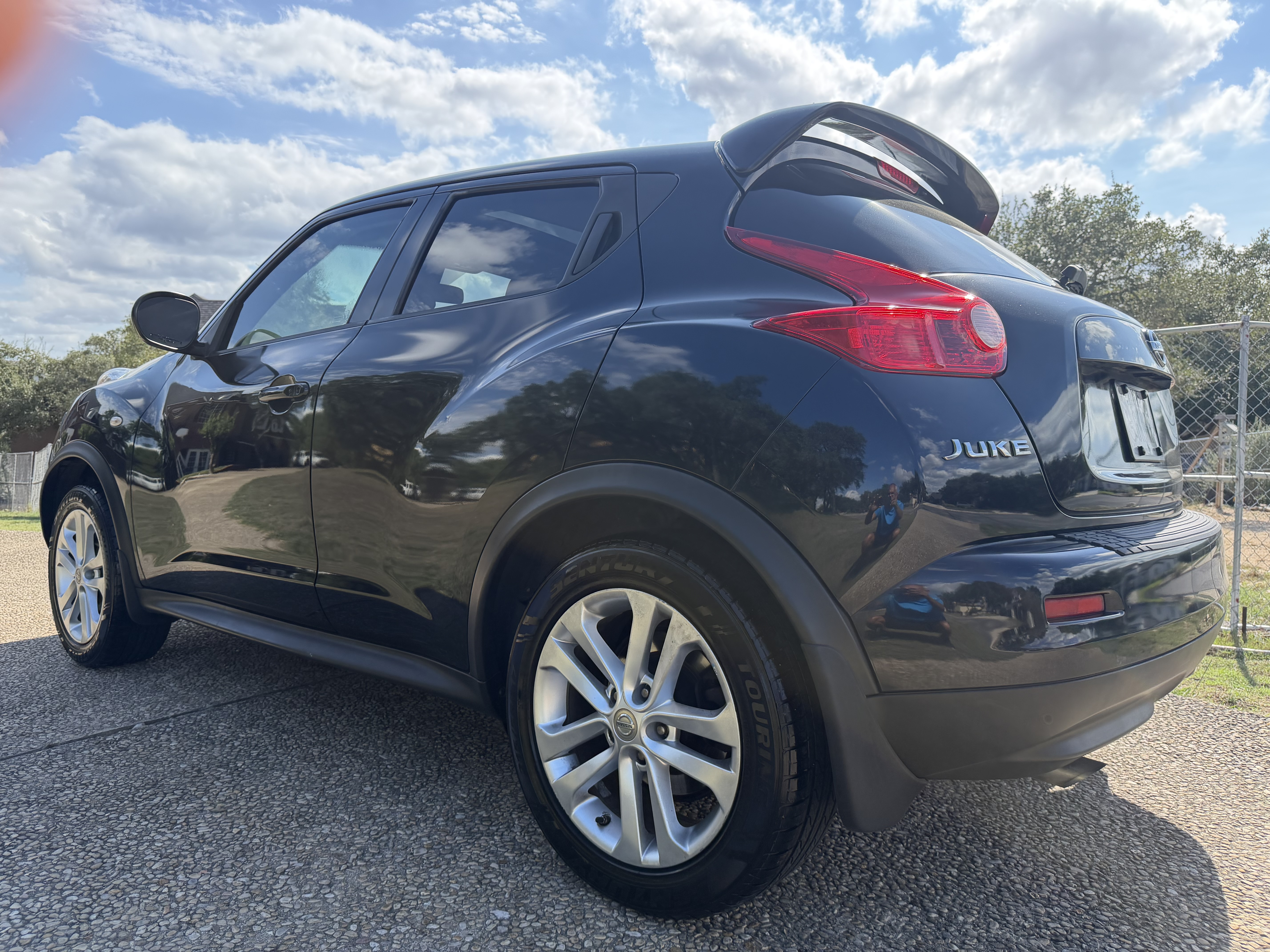 Used 2012 Nissan Juke SV AWD/4WD image 8