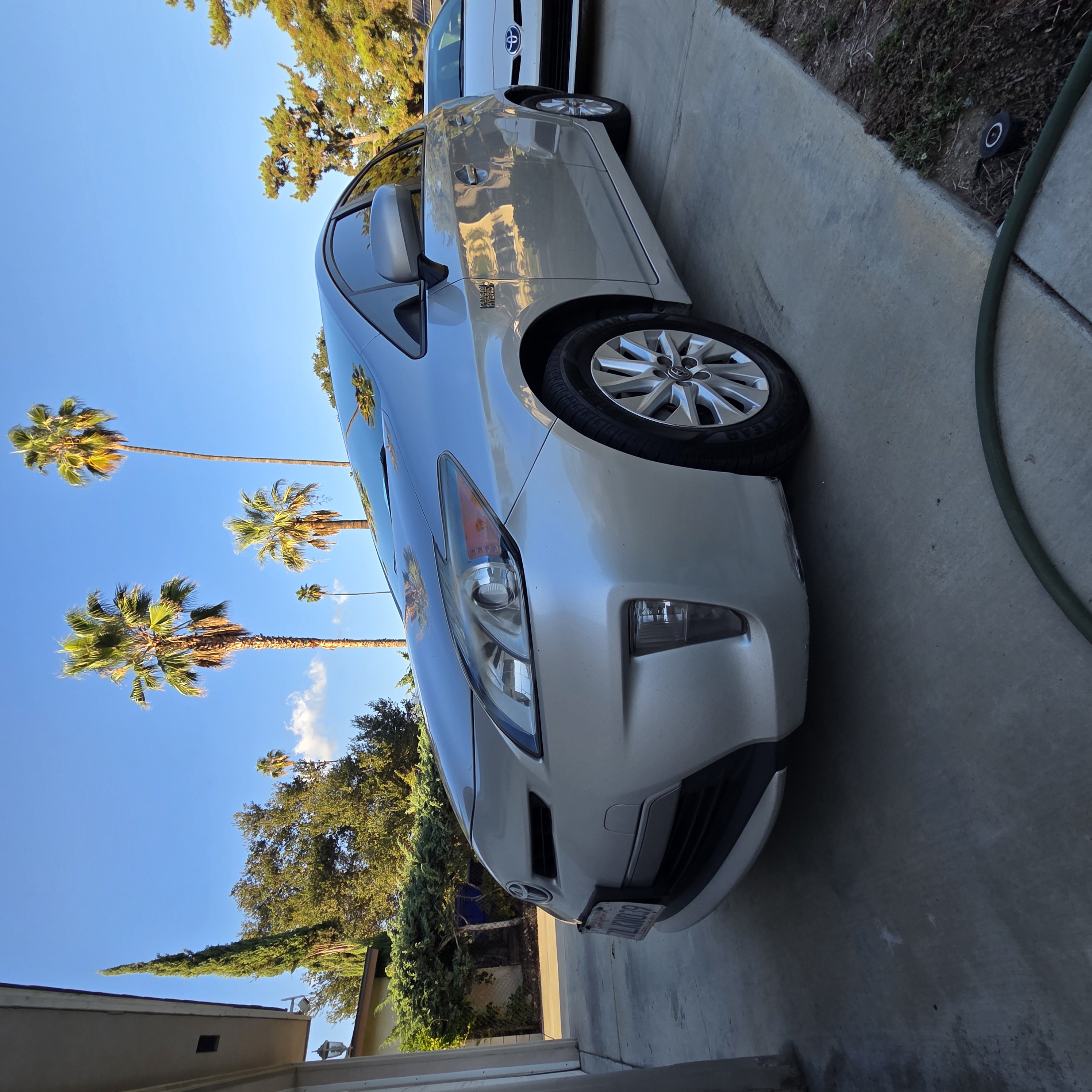 Used 2015 Toyota Prius Prime Plug-In Hybrid FWD image 8