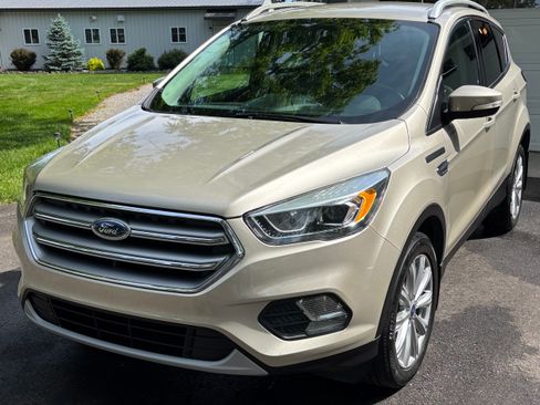 Used 2017 Ford Escape Titanium AWD/4WD image 1