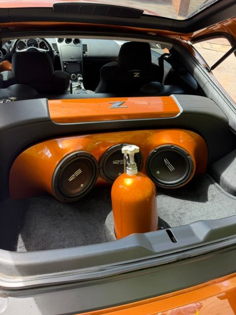Used 2004 Nissan 350Z Performance w/ Cargo Convenience Pkg RWD image 11