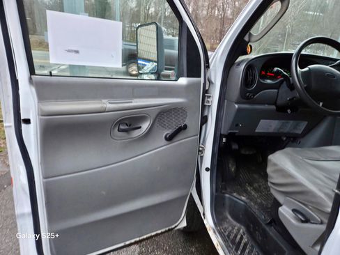 Used 2007 Ford E-450 and Econoline 450 image 6