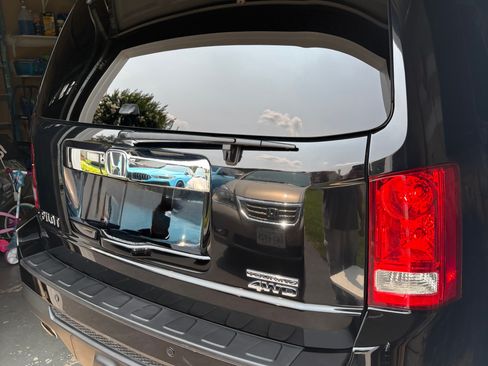 Used 2014 Honda Pilot Touring image 2
