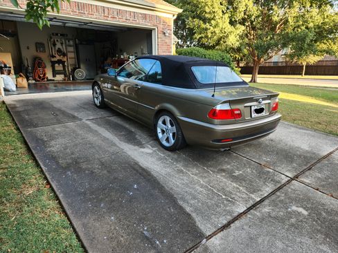 Used 2006 BMW 325Ci Convertible image 4