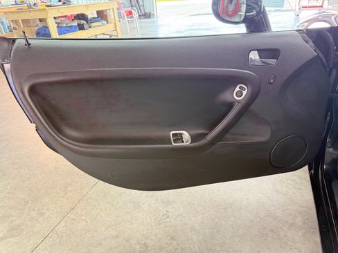 Used 2008 Pontiac Solstice Convertible w/ Premium Package RWD image 15