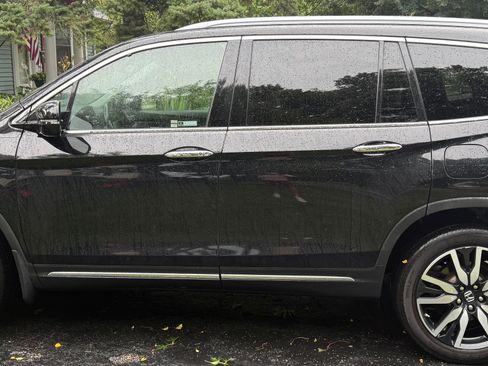 Used 2019 Honda Pilot Touring image 15