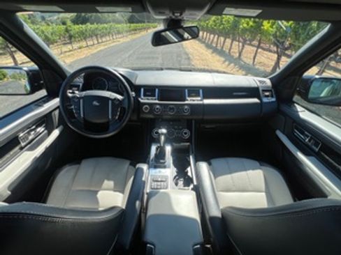 Used 2013 Land Rover Range Rover Sport Autobiography w/ Autobiography Pkg image 9