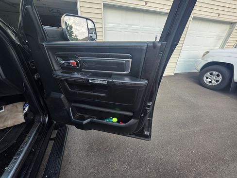 Used 2016 RAM 1500 Limited image 13