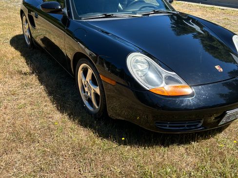 Used 2000 Porsche Boxster Cabriolet 2D image 1